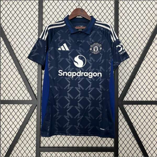Manchester united 24/25 jersey