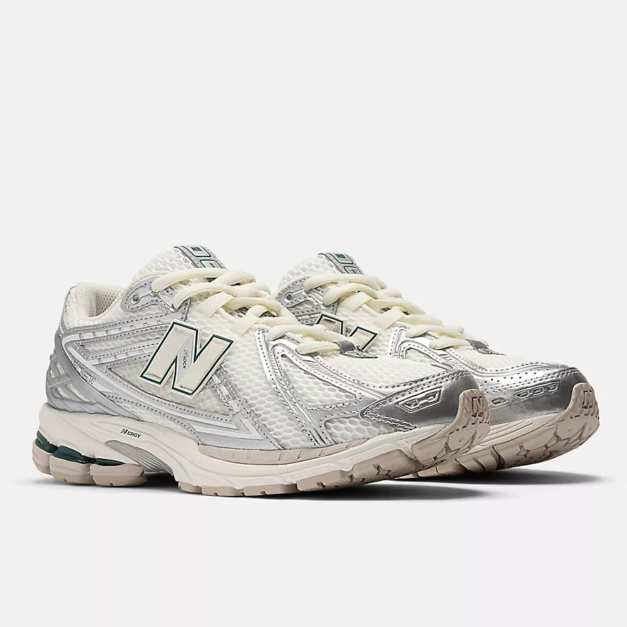 New Balance 1906R